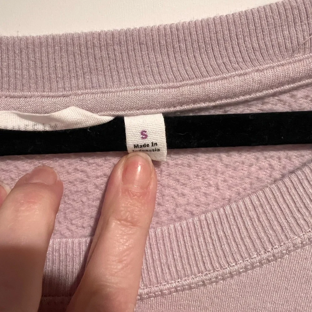 ATHLETA LILAC COASTER LUXE SWEATSHIRT - Picture 5 of 8